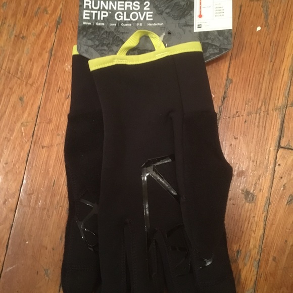 the north face runners 2 etip gloves